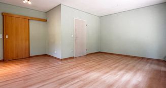 von_poll_real_estate_property_25296011_image_12