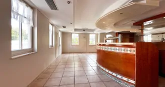 von_poll_real_estate_property_25296018_image_11