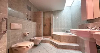 von_poll_real_estate_property_25296017_image_10