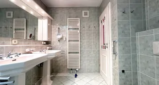 von_poll_real_estate_property_25296017_image_12