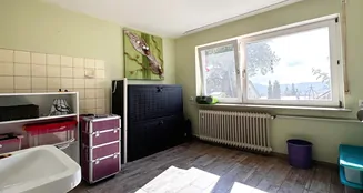 von_poll_real_estate_property_25296020_image_18