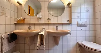 von_poll_real_estate_property_25296019_image_19