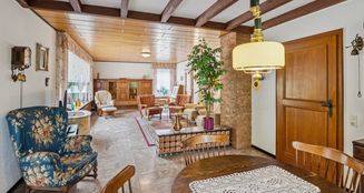 von_poll_real_estate_property_253092020_image_3
