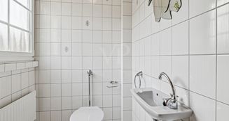 von_poll_real_estate_property_253092020_image_15