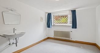von_poll_real_estate_property_253092020_image_21