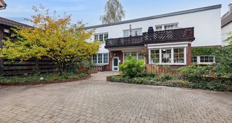 von_poll_real_estate_property_24309511_image_0