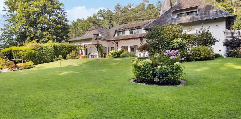 von Poll Immobilien GmbH