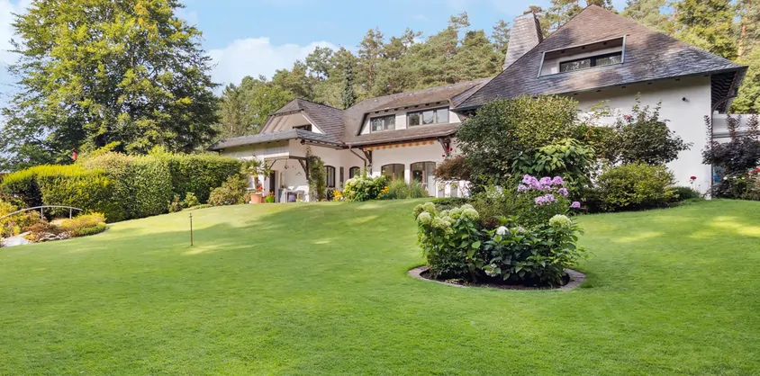 von Poll Immobilien GmbH