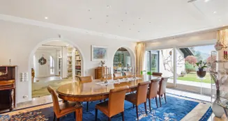 von_poll_real_estate_property_24309053-1_image_0