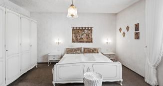 von_poll_real_estate_property_25309008_image_8