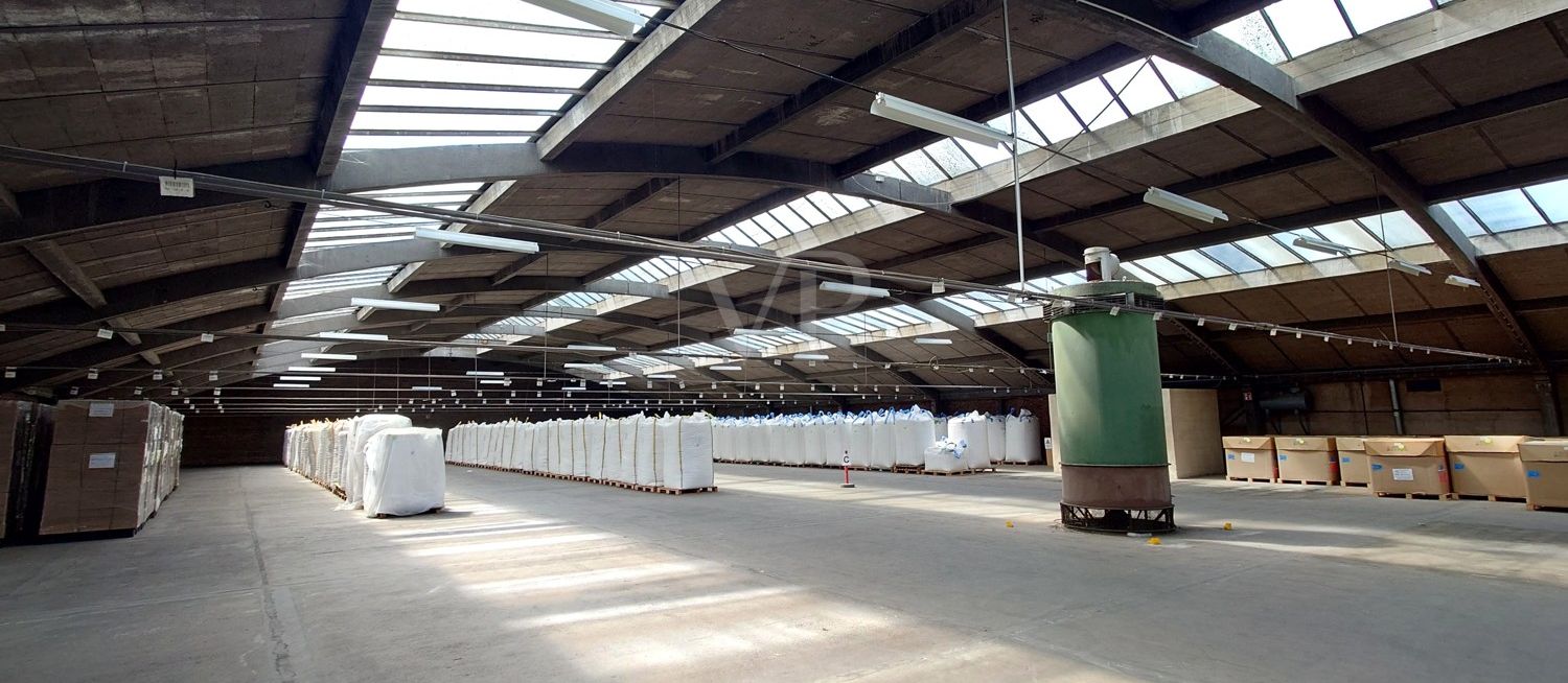 Lagerhalle