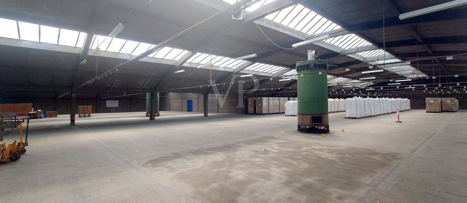 Lagerhalle