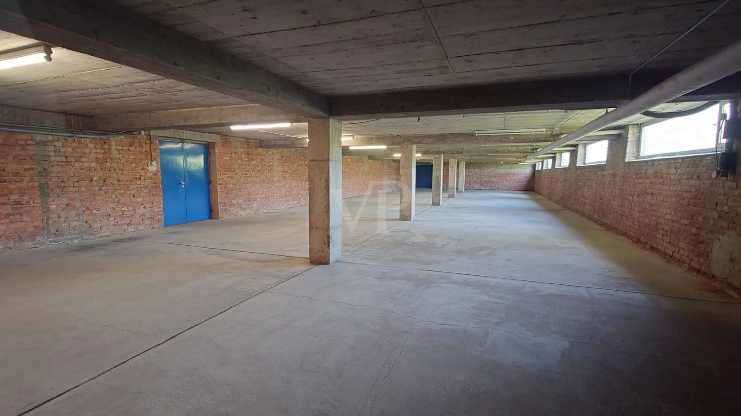 Ausstellungshalle KG