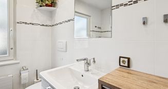 von_poll_real_estate_property_25309020_image_7