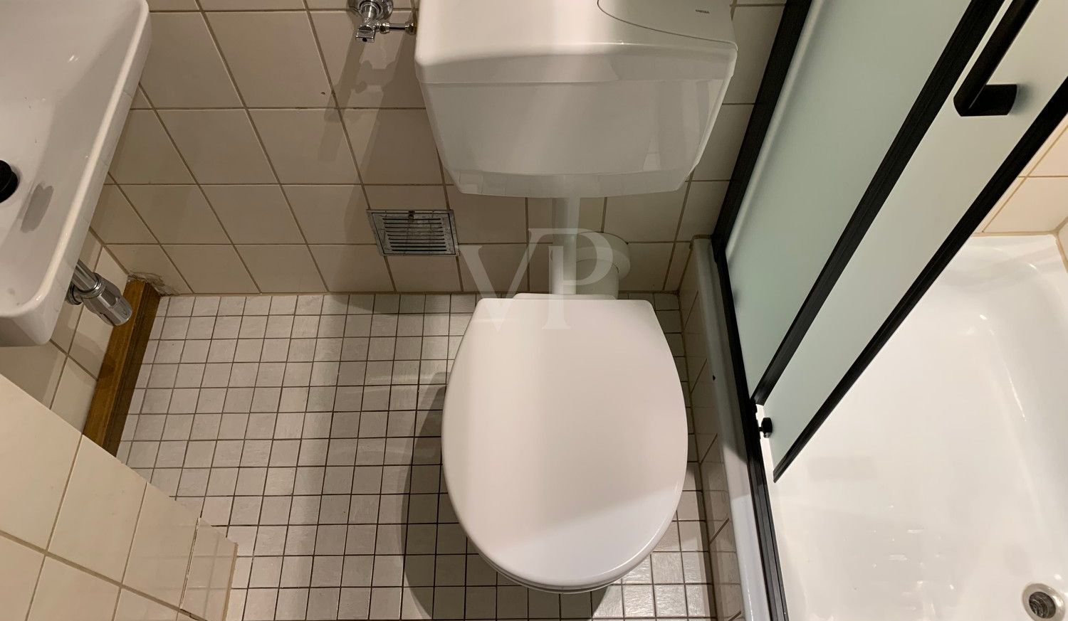 Dusche mit WC