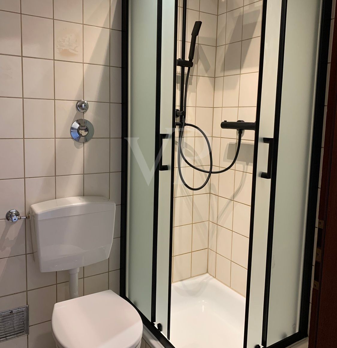 Dusche mit WC