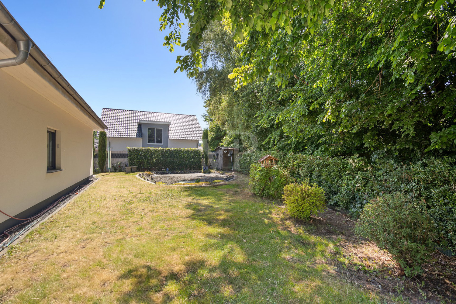 Garten mit Teichanlage