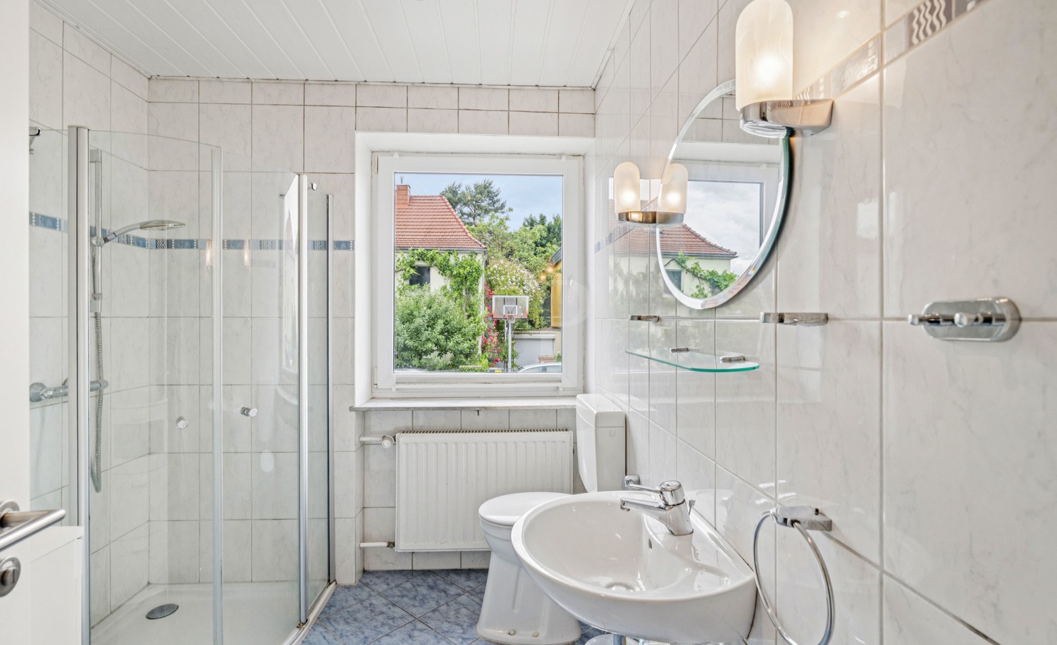 Badezimmer EG