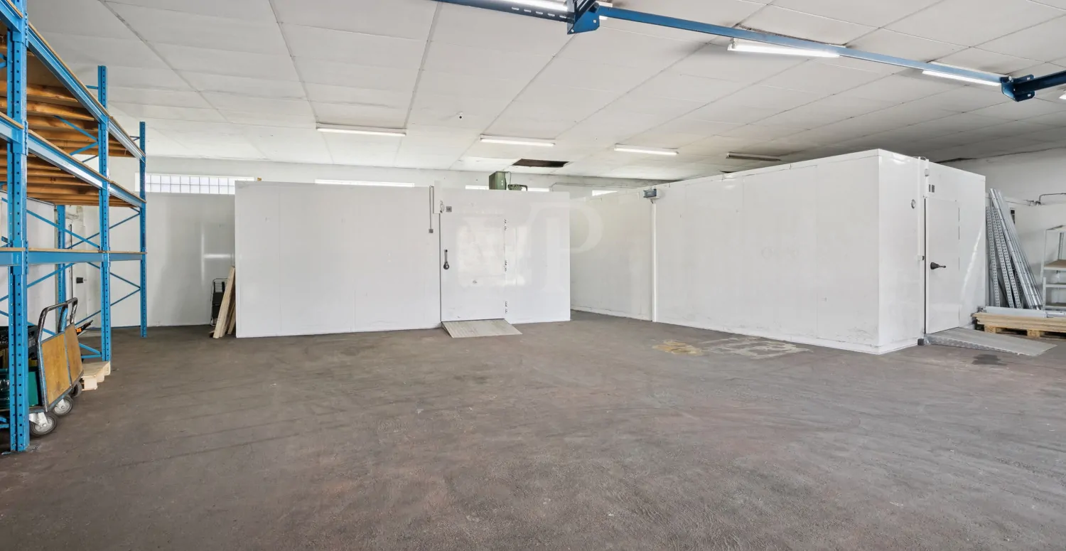 Lagerfläche mit Kühlhäusern