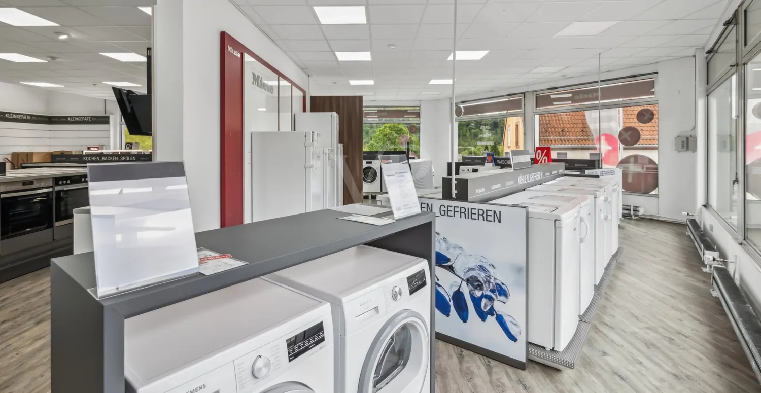 Große, helle Schaufenster