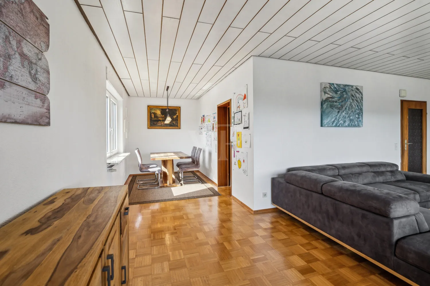 Wohn-/ Esszimmer