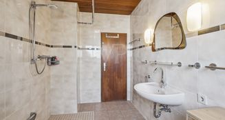 von_poll_real_estate_property_25309017_image_9