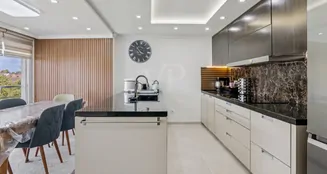 von_poll_real_estate_property_25309636_image_8