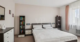 von_poll_real_estate_property_25309524_image_5