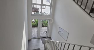 von_poll_real_estate_property_25309639_image_16