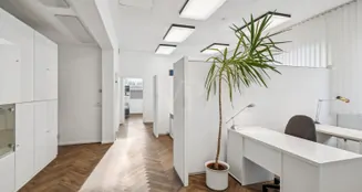 von_poll_real_estate_property_26309525_image_3