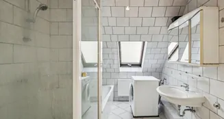 von_poll_real_estate_property_26309525_image_16