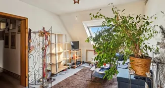 von_poll_real_estate_property_26309525_image_12