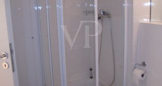 von_poll_real_estate_property_24252011_image_6