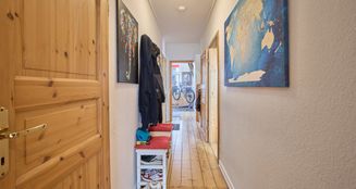 von_poll_real_estate_property_24252010-2_image_3