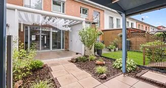 von_poll_real_estate_property_25252006_image_9