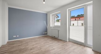 von_poll_real_estate_property_25252006_image_15