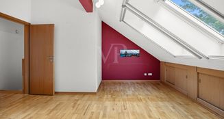 von_poll_real_estate_property_25252006_image_19