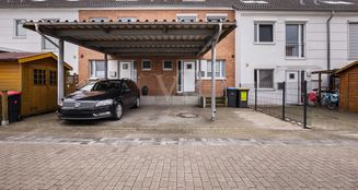 von_poll_real_estate_property_25252006_image_23