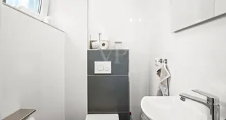 von_poll_real_estate_property_25252008_image_5