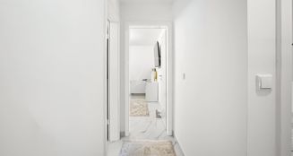 von_poll_real_estate_property_25252008_image_13
