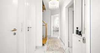 von_poll_real_estate_property_25252008_image_4