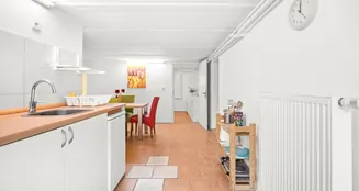 von_poll_real_estate_property_25252009_image_21