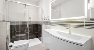 von_poll_real_estate_property_25252009_image_5