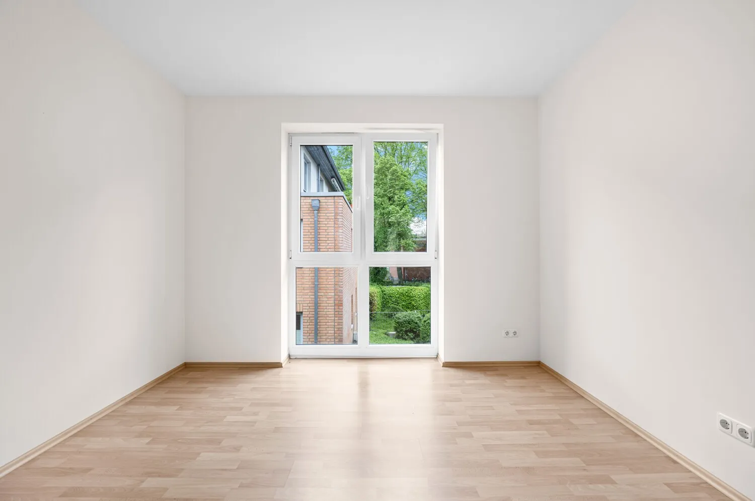Zimmer 02 - 01