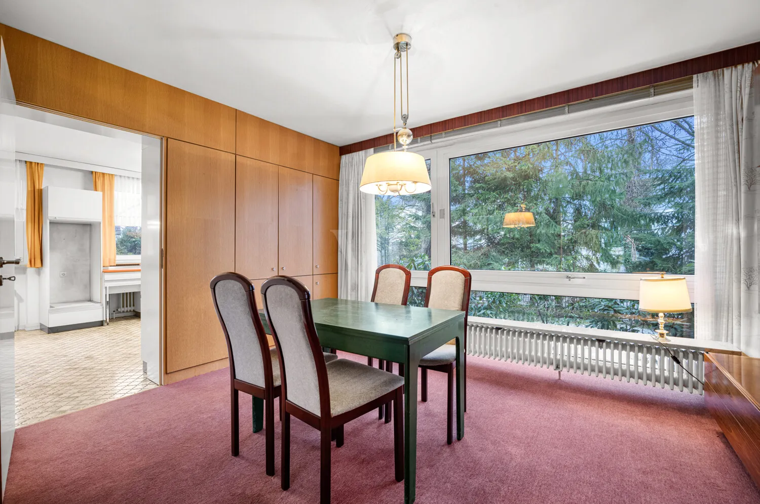 Speisezimmer jetzt...