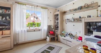 von_poll_real_estate_property_25203021_image_4