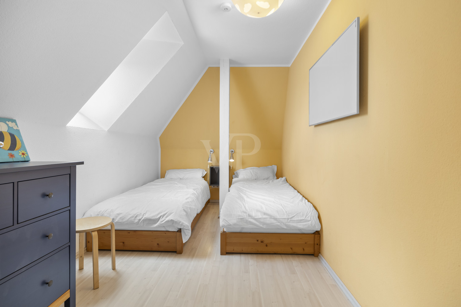Das zweite Schlafzimmer im Obergeschoss