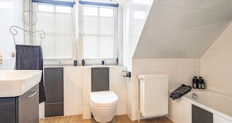 von_poll_real_estate_property_25284011_image_9