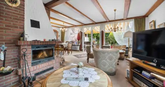 von_poll_real_estate_property_25284017_image_4