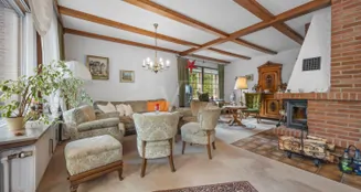 von_poll_real_estate_property_25284017_image_3